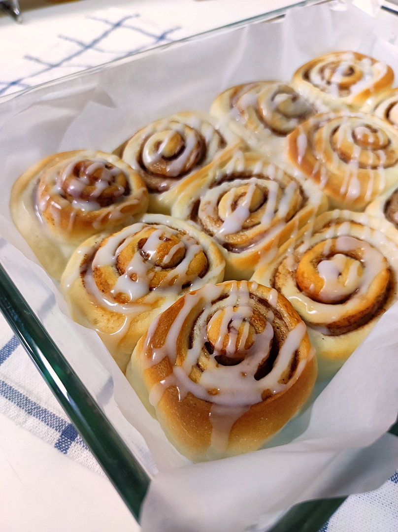 シナモンロールのちぎりパン