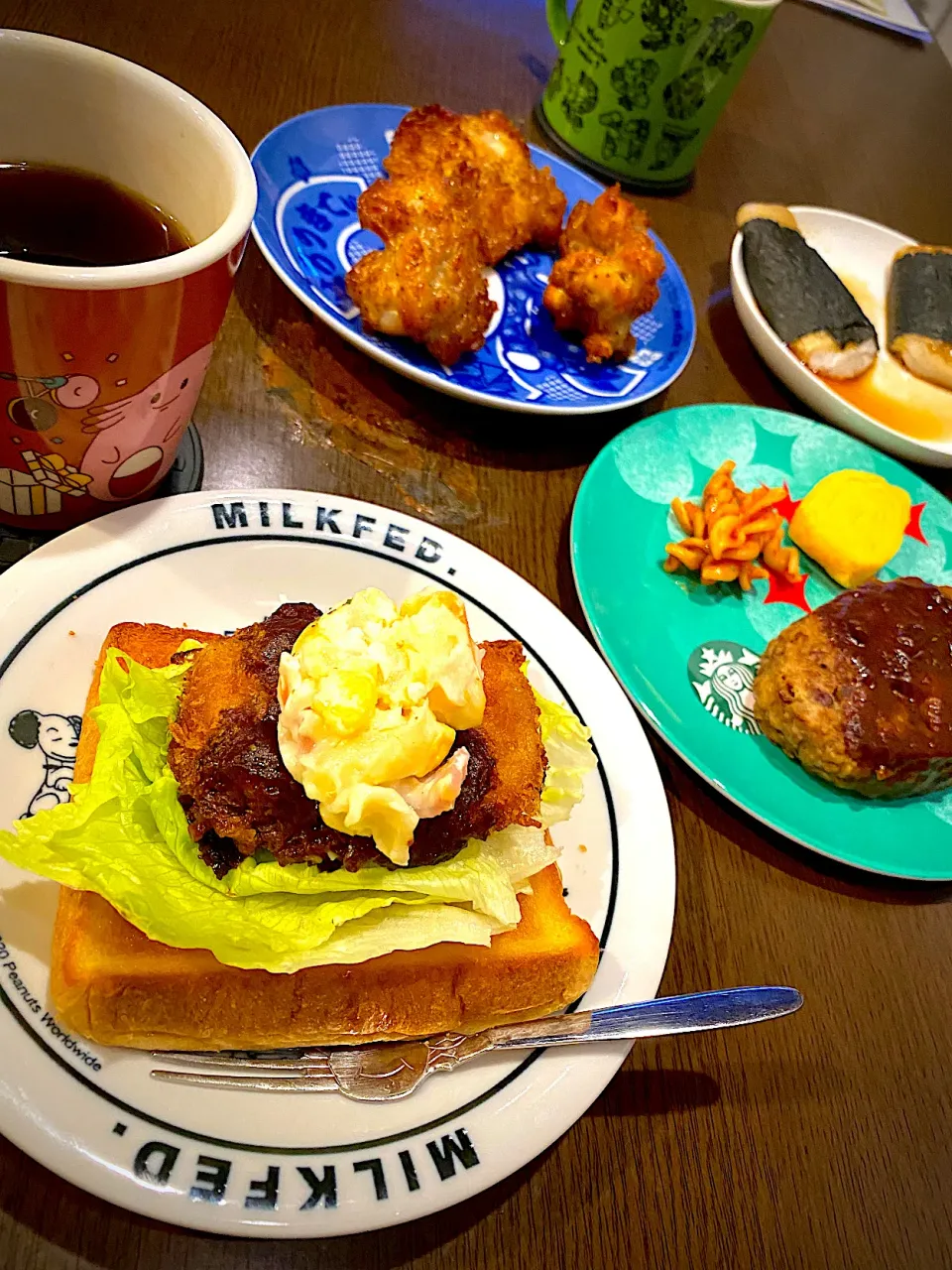 クリームコロッケサンド　ハンバーグ　デミソース　マカロニ　卵焼き　磯部焼き　コーヒー|ch＊K*∀o(^^*)♪さん