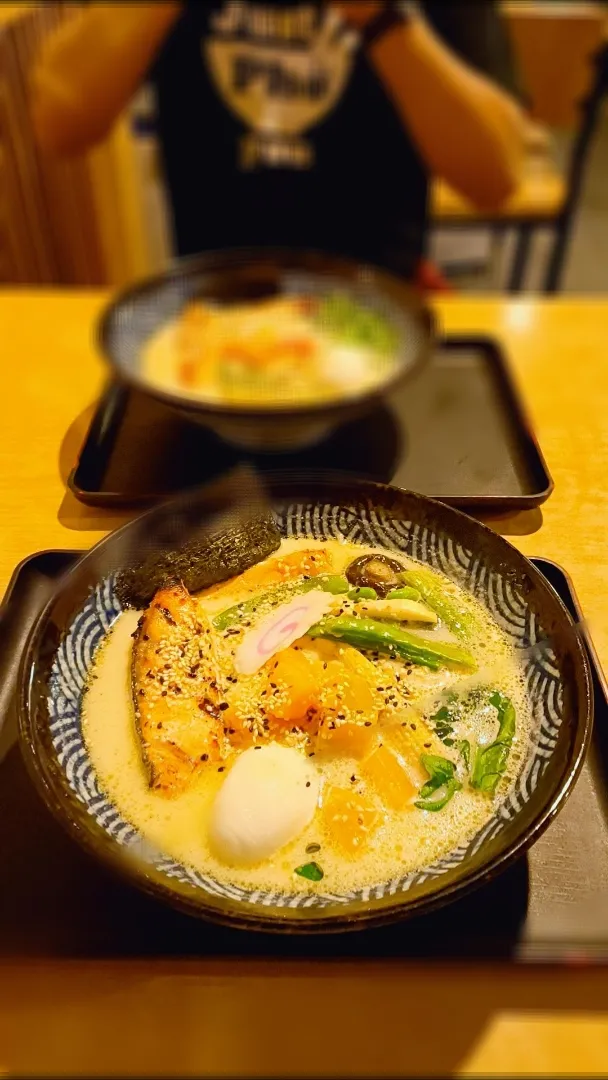 Grilled Salmon with Paitan base|Nura Hazさん