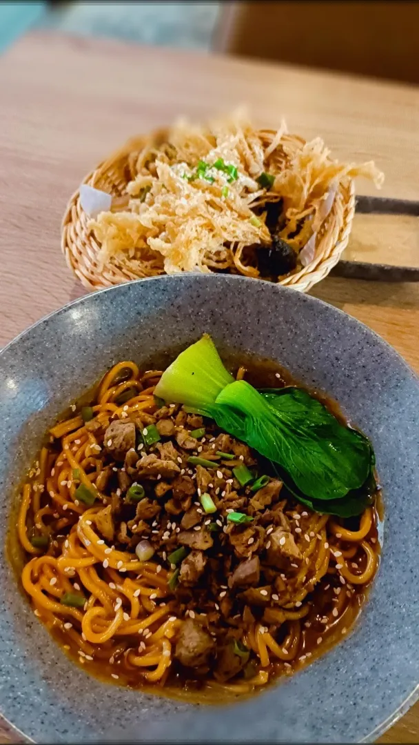 Tantan noodles with Enoki Tempura|Nura Hazさん