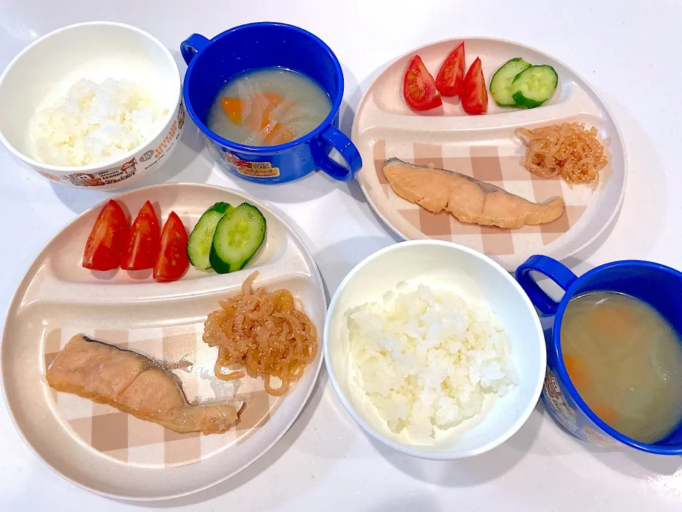 〜息子達の晩ご飯　ますの塩焼き　幼児食〜2022.1.10|yuuさん