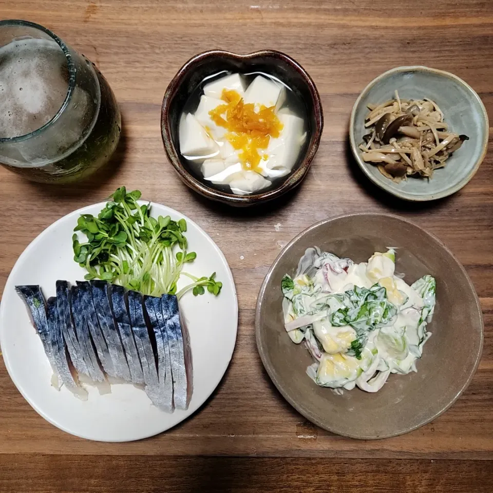 20230110
〆さば
カラスミ豆腐
蛸アボガドサラダ
茸のマリネ|noccoさん