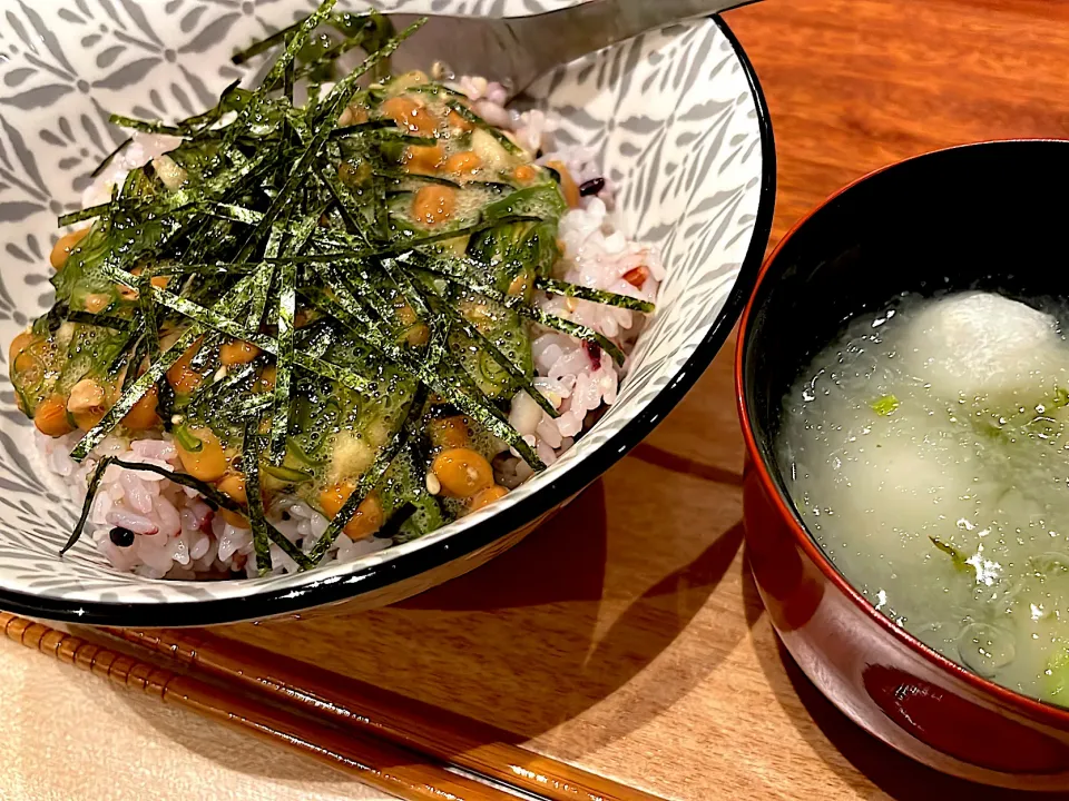 ネバネバ丼　みぞれ汁|とゆあさん