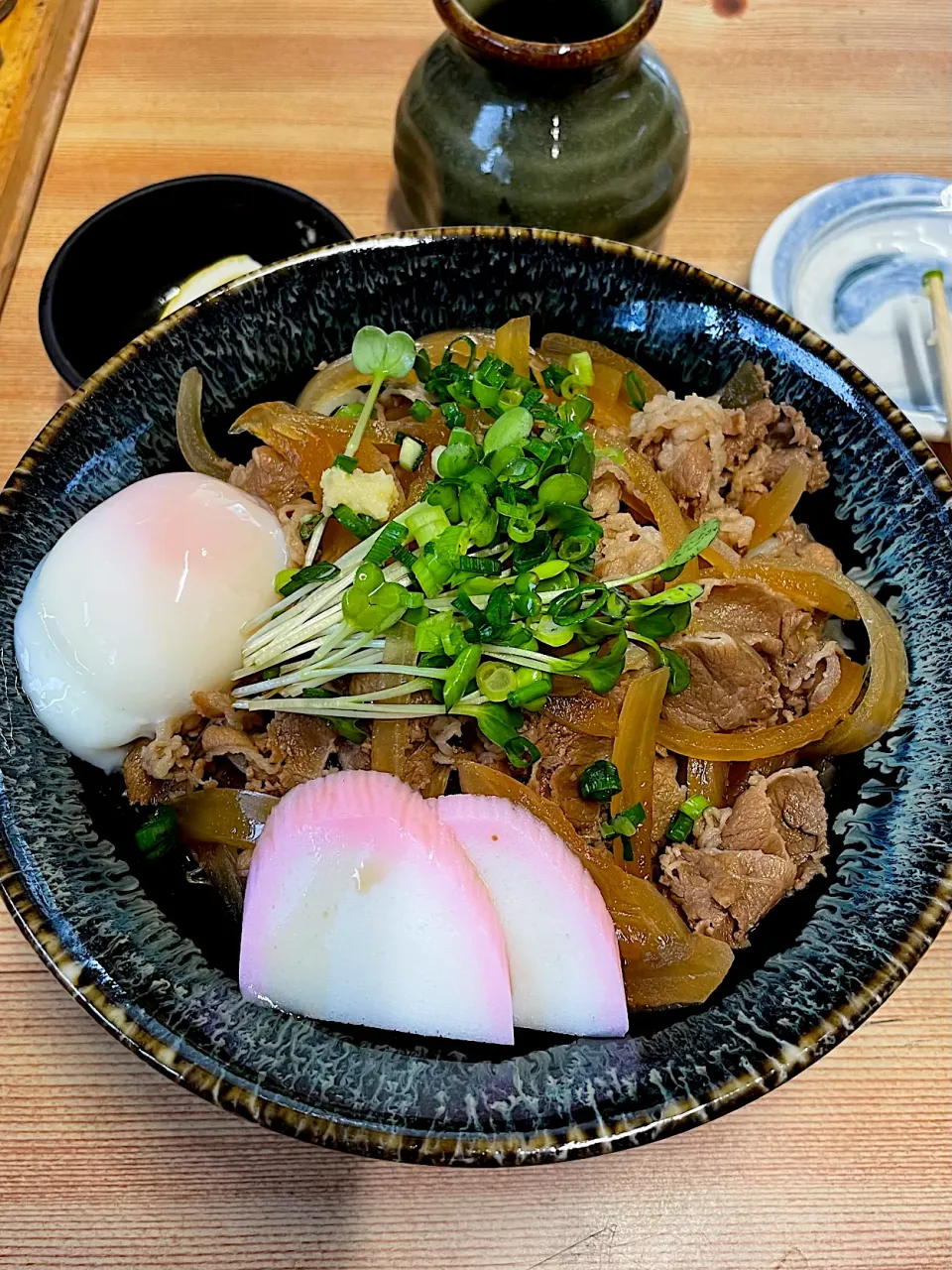 肉ぶっかけ（温）温玉トッピング［手打ちうどん つばめ］|かおるさん