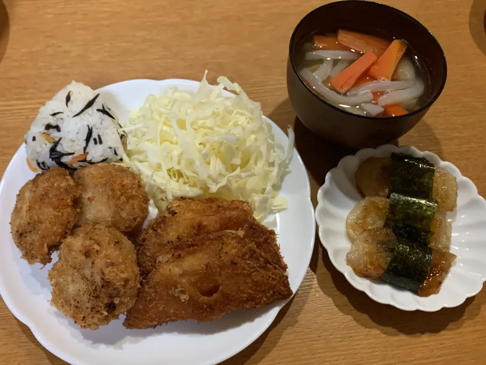 お餅入りハムカツ＆揚げ餅の磯辺風|みみりんさん