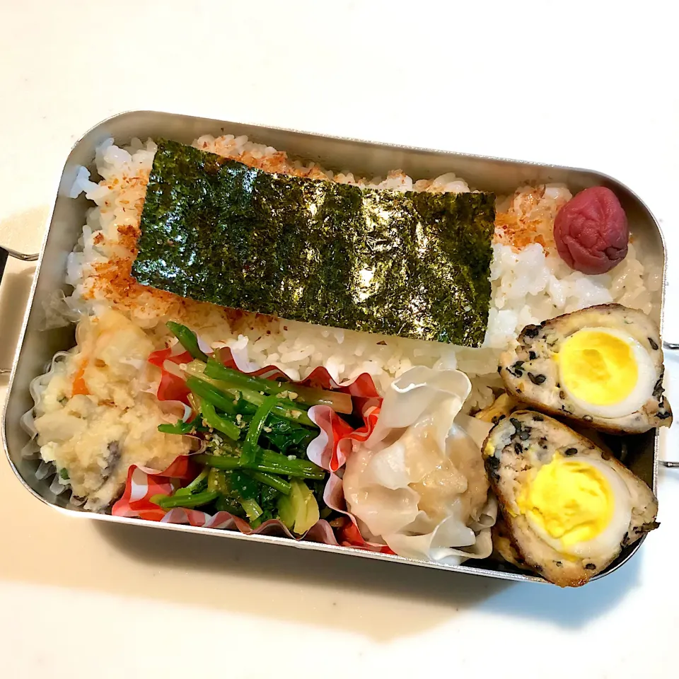 Snapdishの料理写真:サラ弁　　　　　　　　　　　　　　　　　　うずら卵のスコッチエッグ　ほうれん草お浸し　おから炒り|じゅんさんさん