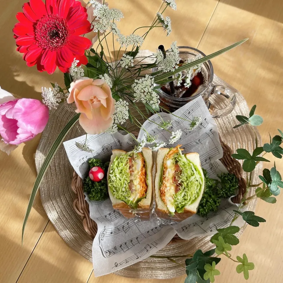 Snapdishの料理写真:1/12❤︎スパムたまごサラダトーストサンド🥪🍃
パンのカットの仕方を間違えてスパムが見えない🙇‍♀️笑|Makinsさん