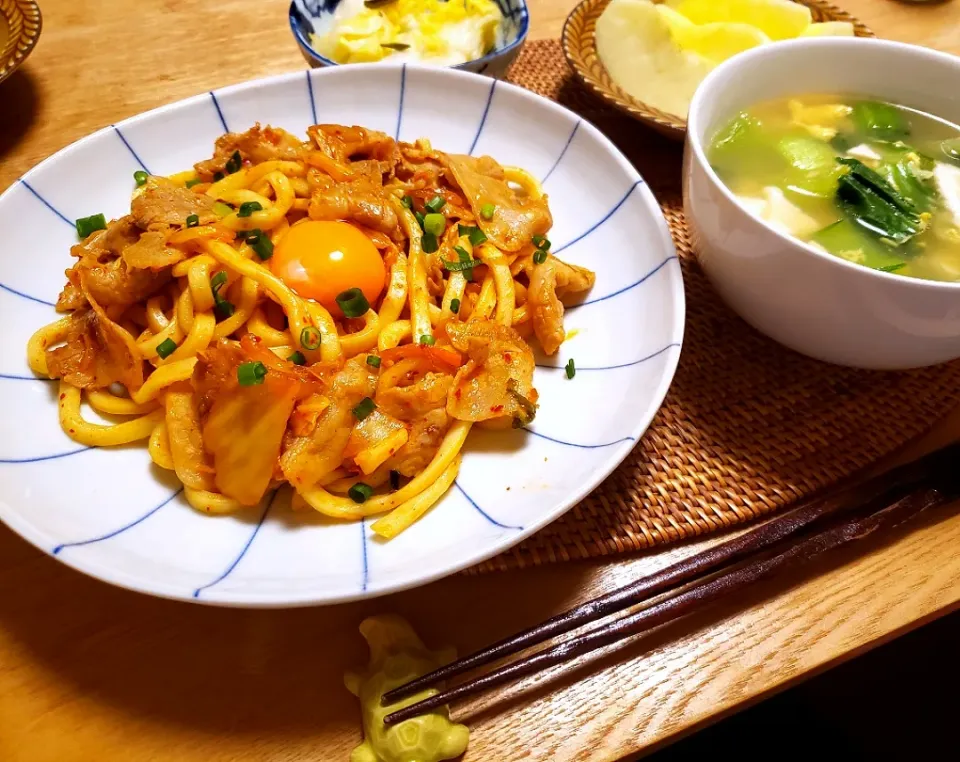 Snapdishの料理写真:豚キムチ焼きうどん|halさん