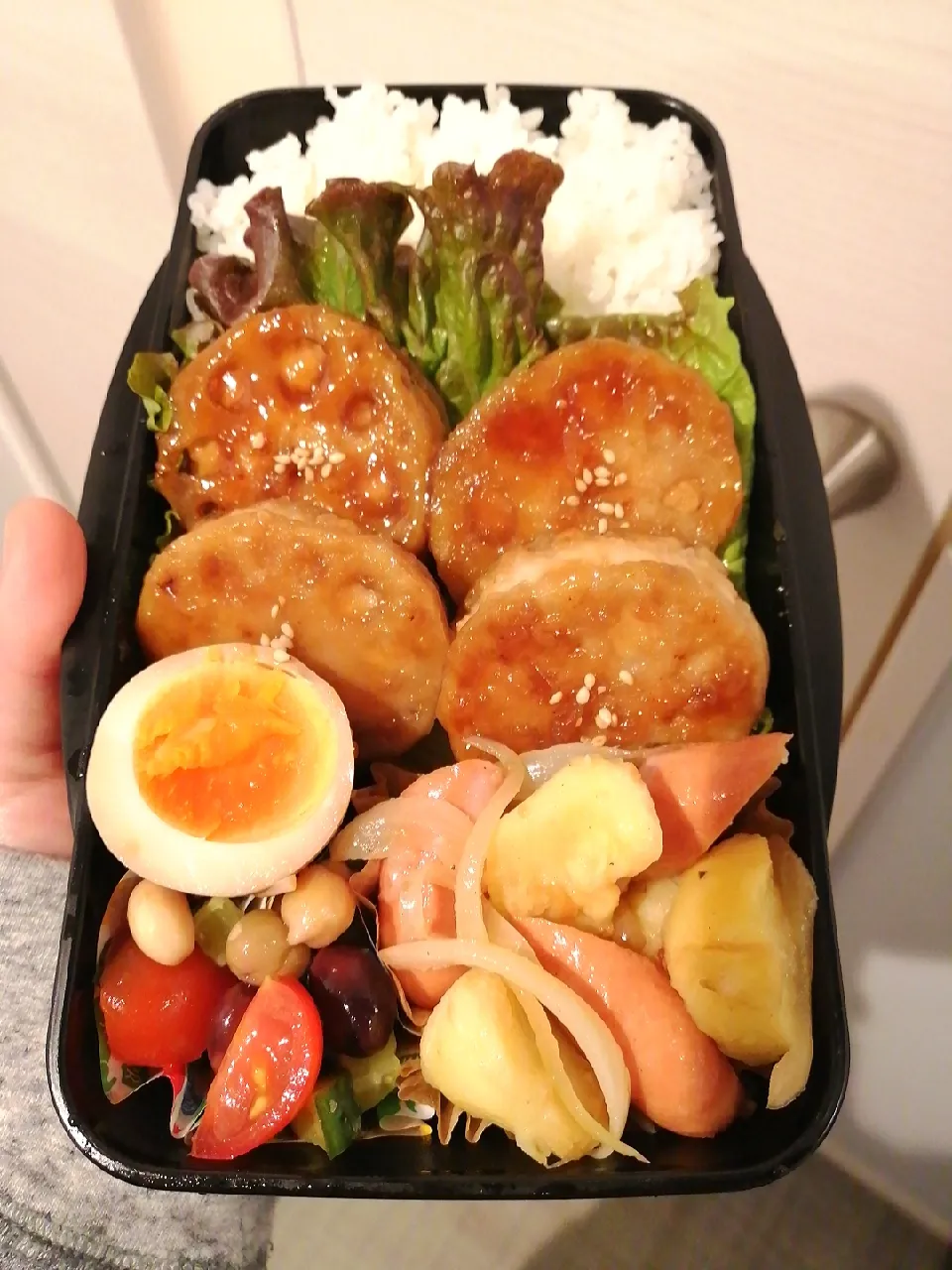 Snapdishの料理写真:蓮根つくね弁当|きゅーさん