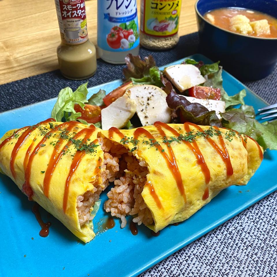 ☆Yumi☆さんの料理 濃縮野菜ジュースで炊いたピラフ&ミネストローネ&スモークチキンサラダ