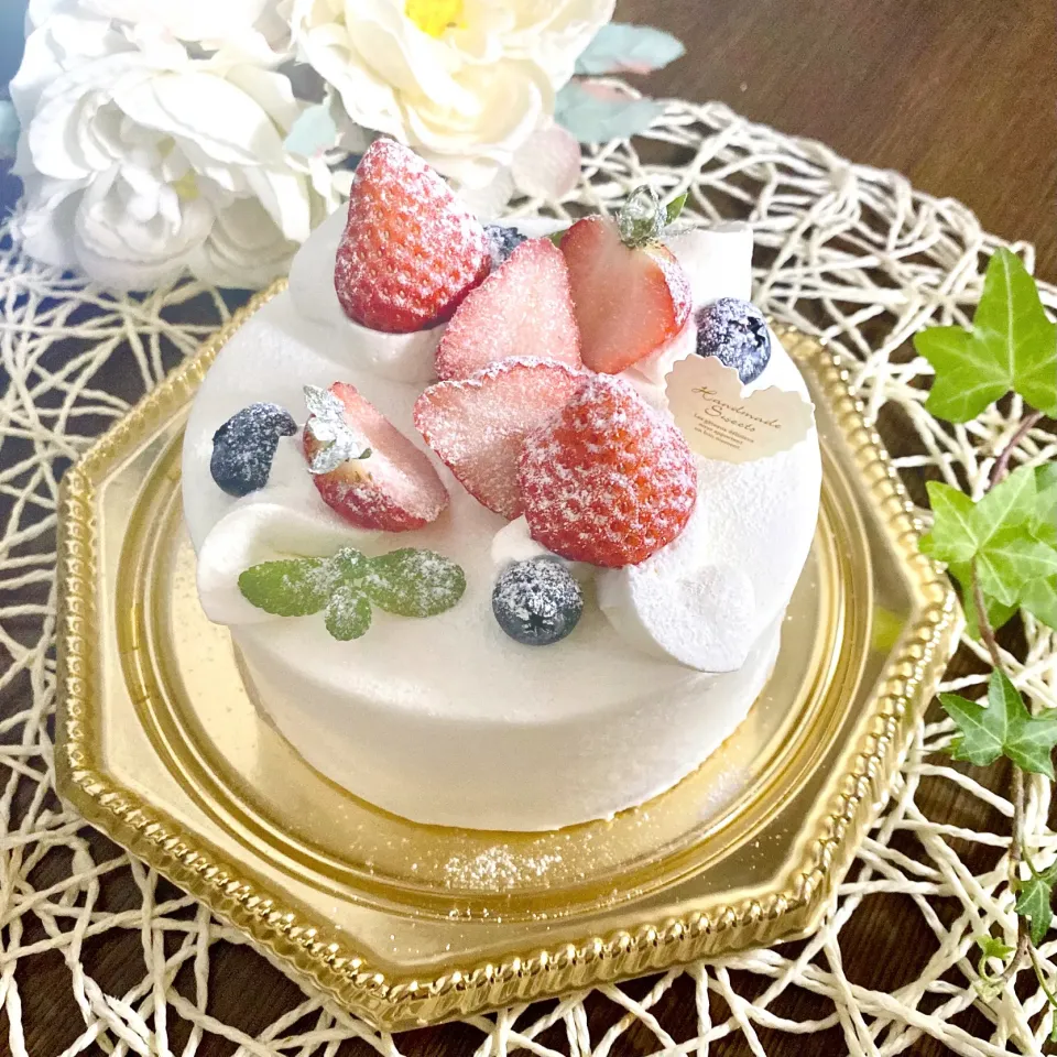 小さな苺のデコレーションケーキ🎂|sakurakoさん