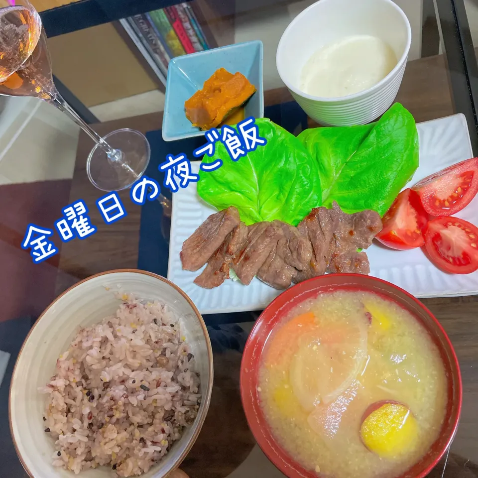 金曜日の夜ご飯🐄仙台土産・牛タン|emahaさん