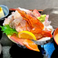 Snapdishの料理写真:海鮮丼|kennyさん