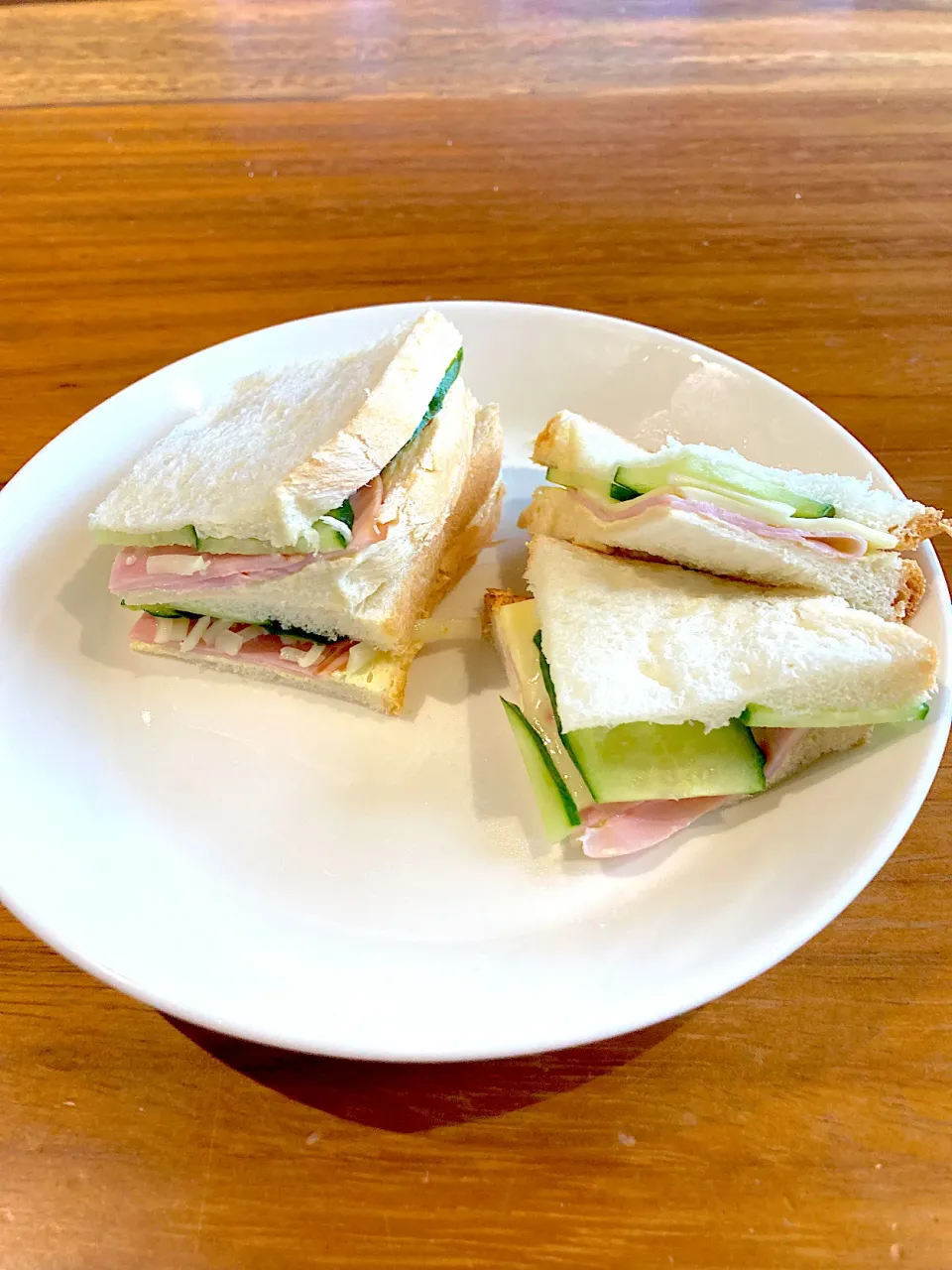 フジパン北海道小麦の食パンでサンドウィッチ|Tamaki Oguraさん