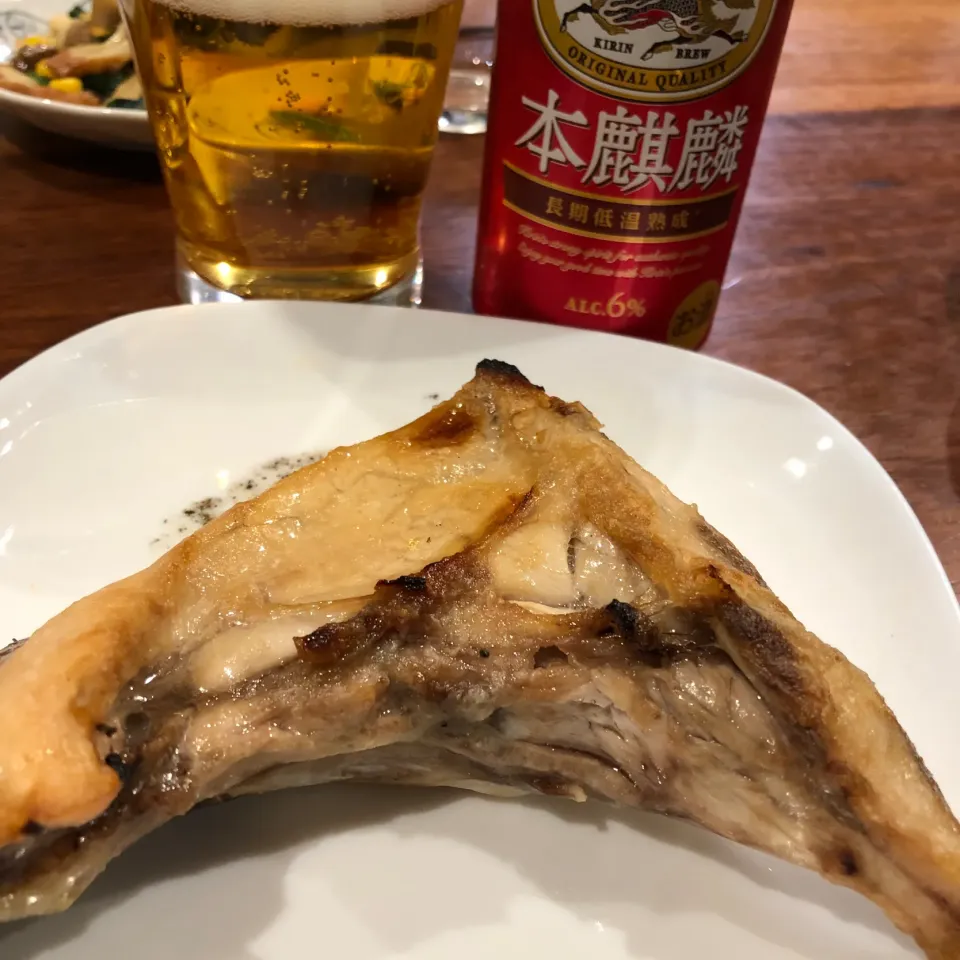 Snapdishの料理写真:鰤のカマ焼き|Hiro Yanさん