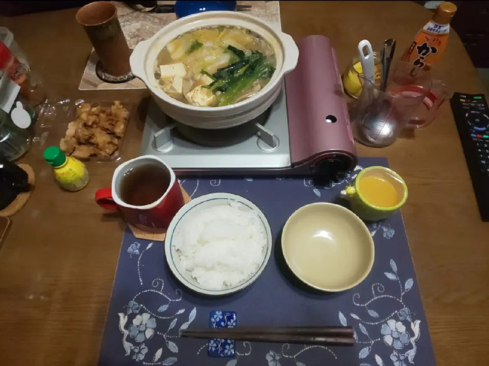 味噌仕立ての寄せ鍋(夕飯)|enarinさん