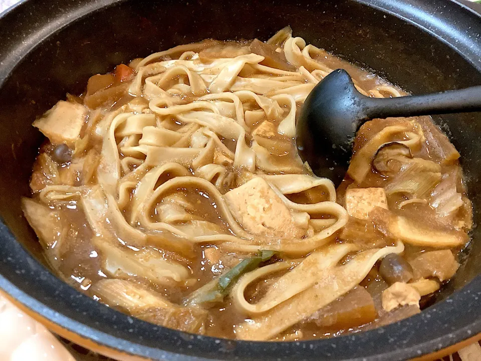 昨日の鍋をアレンジ😋『味噌煮込みうどん』|アライさんさん