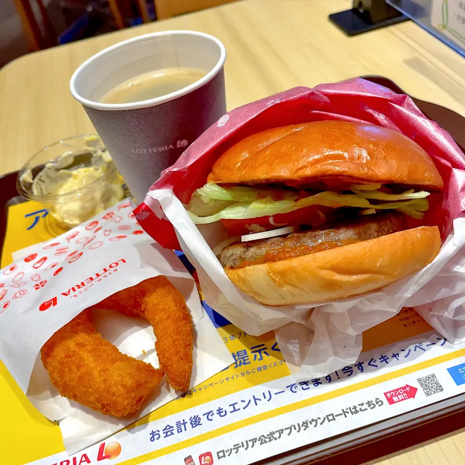 Snapdishの料理写真:ジビエ鹿肉バーガー
ポップコーンシュリンプ（タルタルソース）
LOプレミアムブレンド|T. Wonderさん