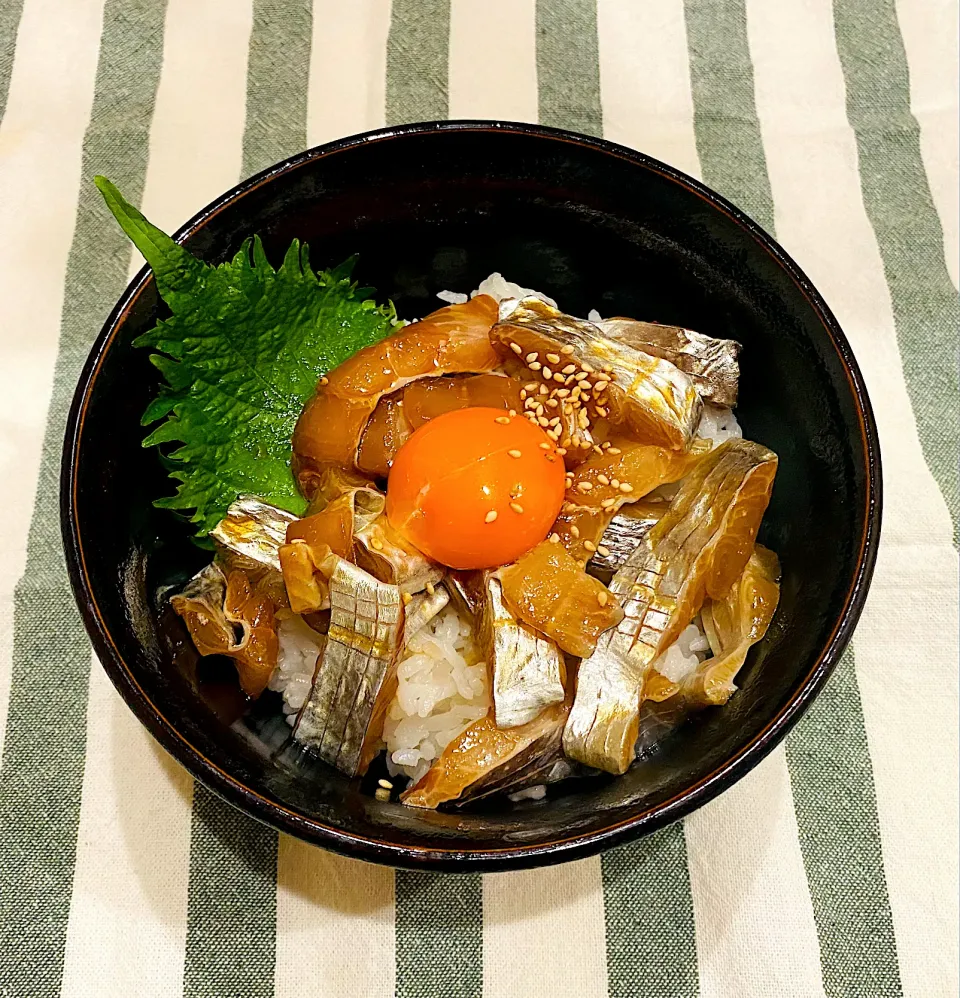 Snapdishの料理写真:太刀魚の漬け丼|Emi Mikadoさん