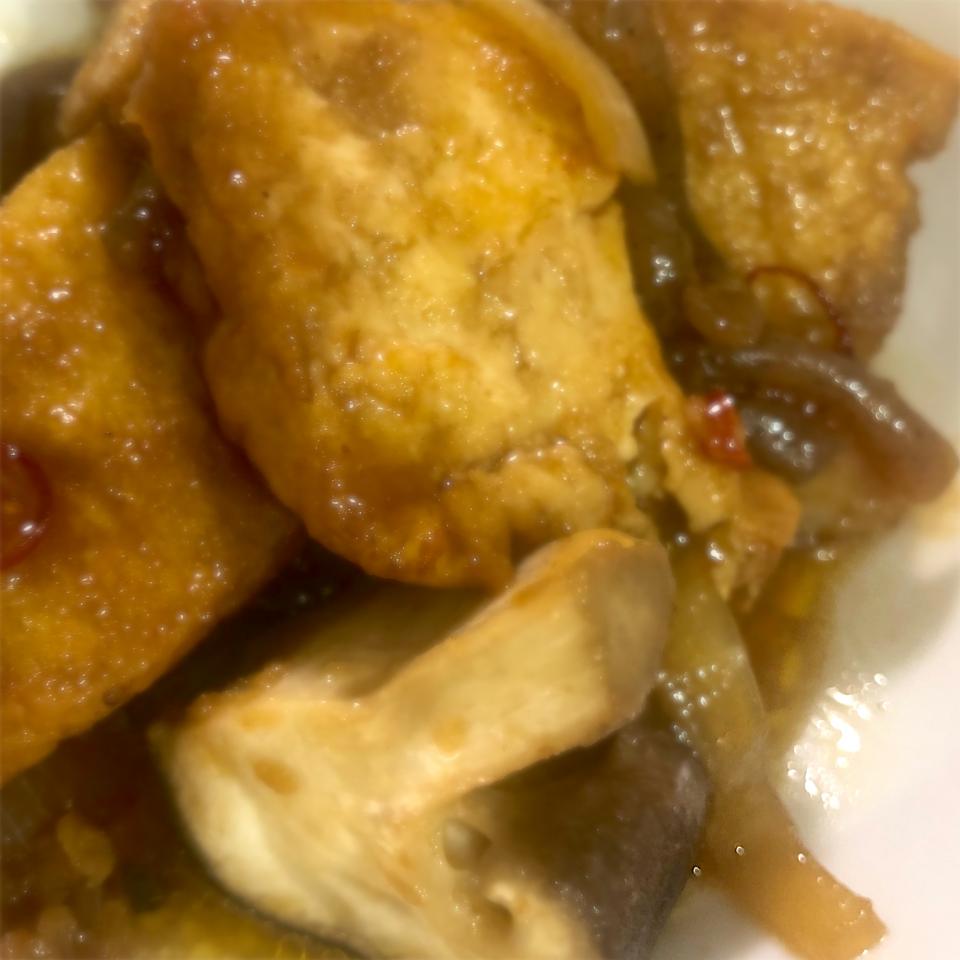 厚揚げと肉厚しいたけのオイスター炒め