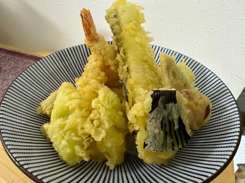 Snapdishの料理写真:あなご　えび　野菜たっぷり天丼|まささん