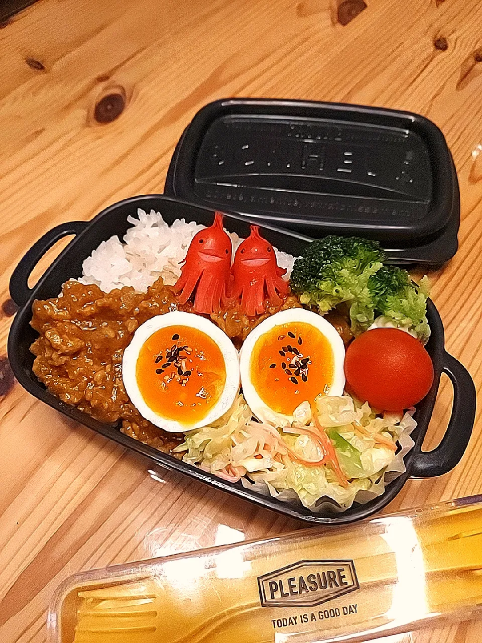 Snapdishの料理写真:2023.1.16 娘弁当🍱|あずきラテさん