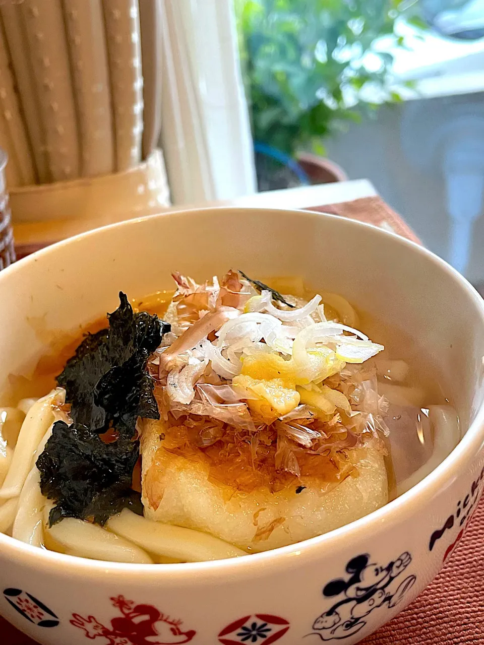 Snapdishの料理写真:揚げ餅うどんであったかランチ|だまさん