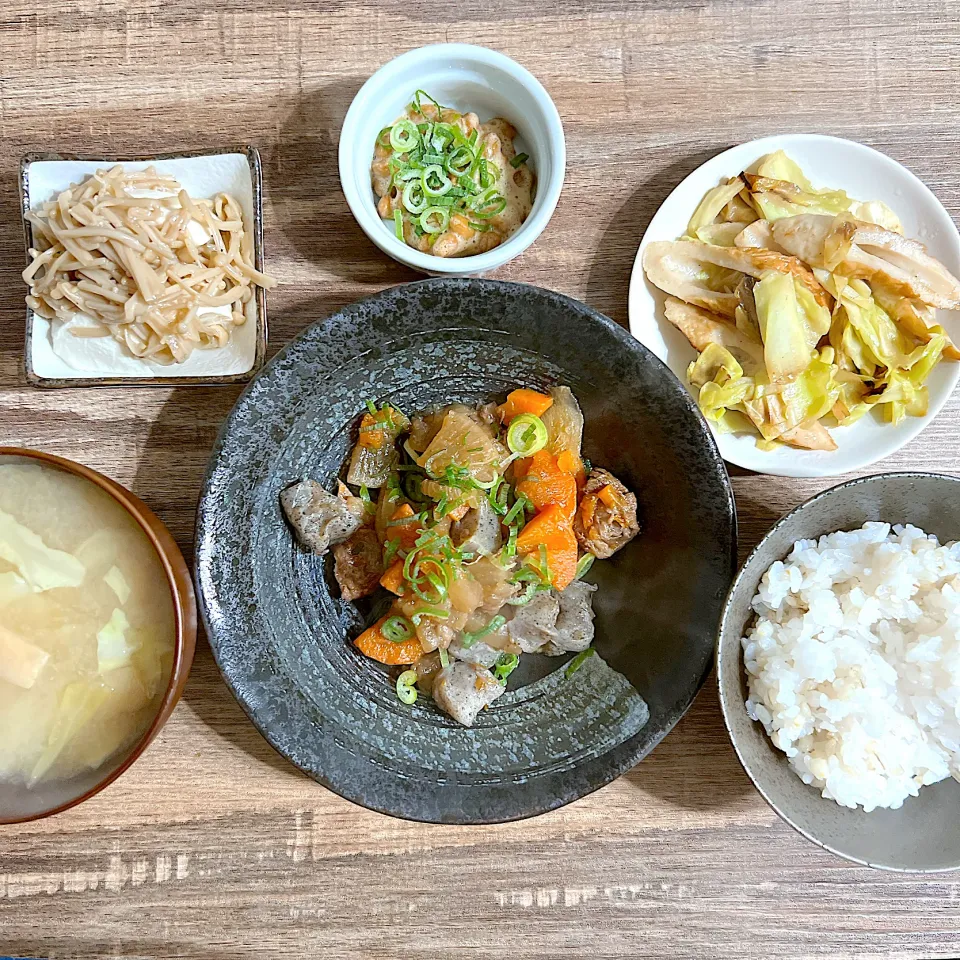 今日も牛すじ煮込み|ダー子さん