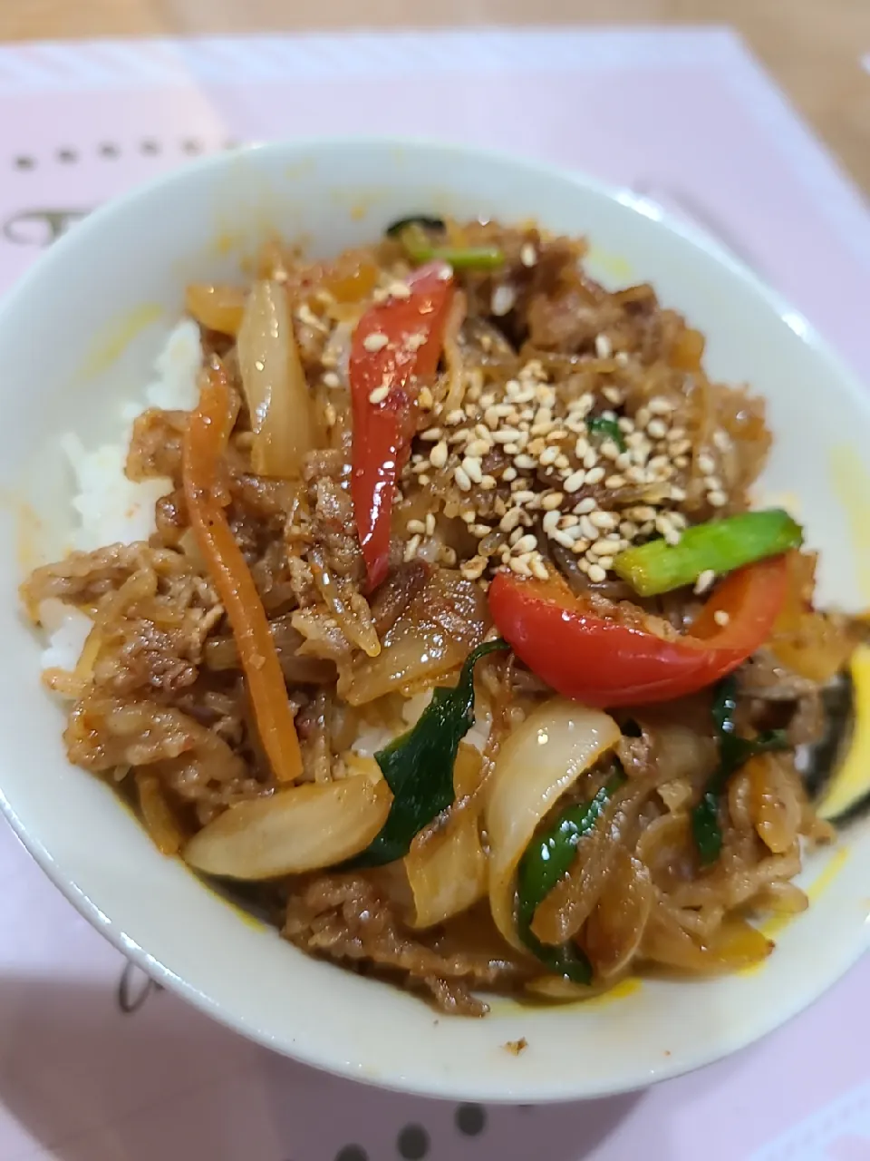 ピリ辛チャプチェ丼😋|みぽりん♪さん