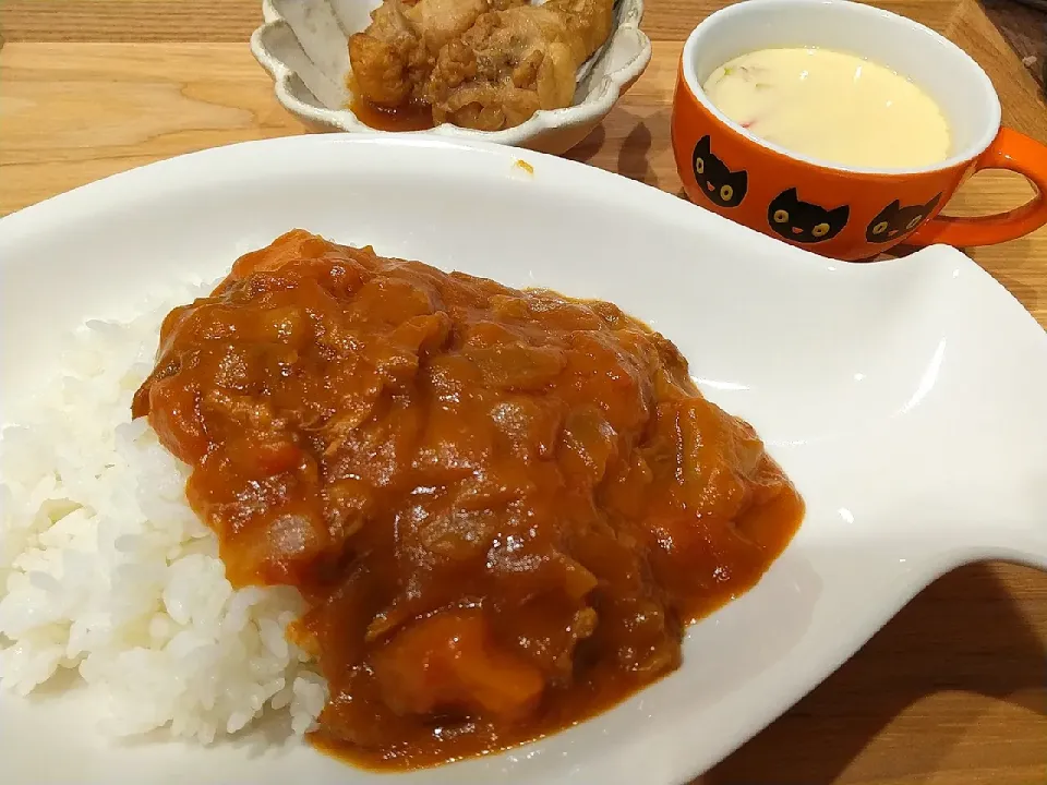 トマトカレーと茶碗蒸し
異色のコンビ|mika,inoさん