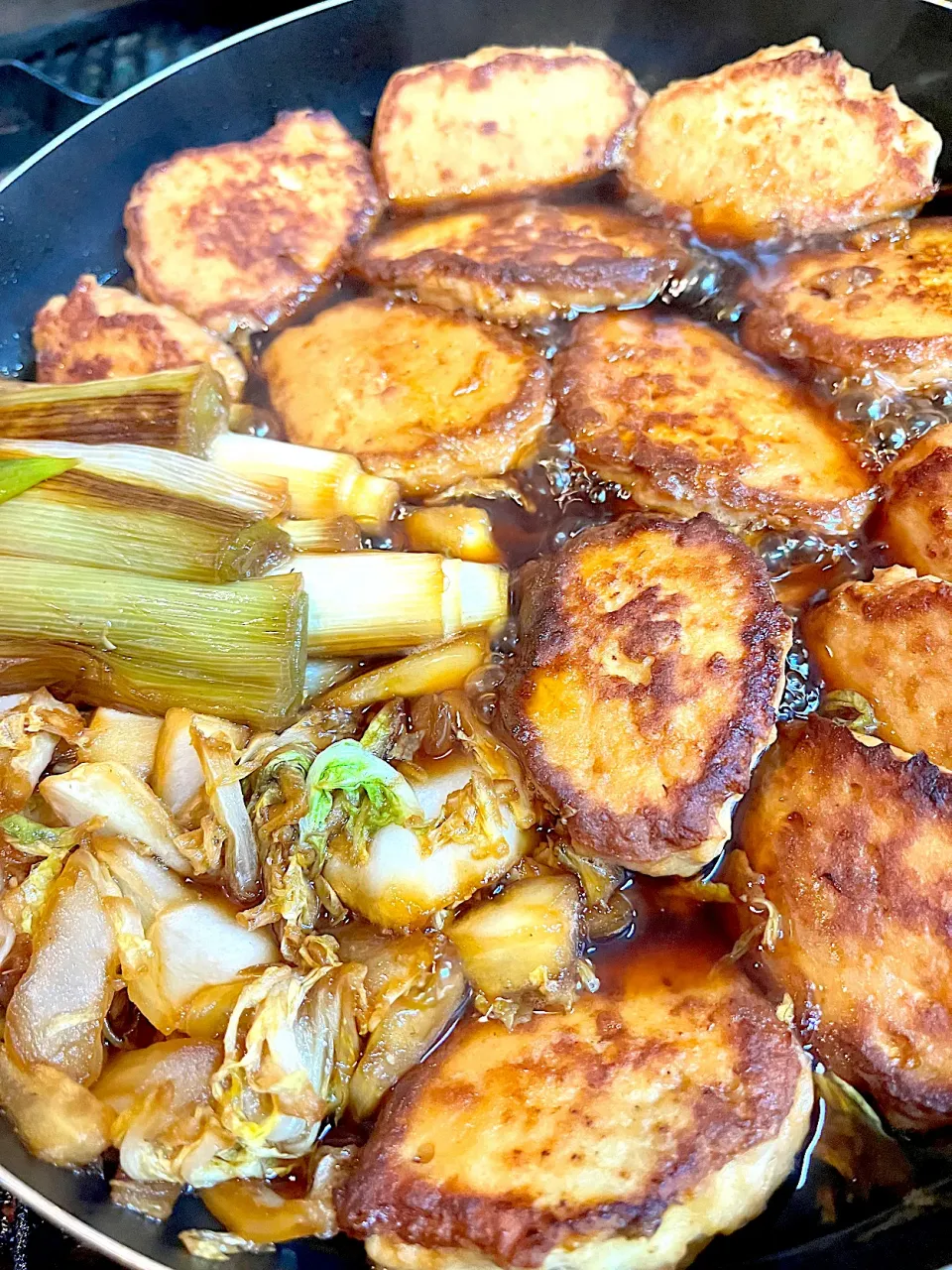 Snapdishの料理写真:鶏つくねのすき焼き風|のろさん