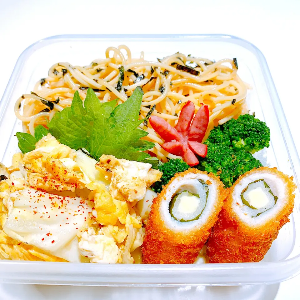 Snapdishの料理写真:たらこパスタ弁当🍱|mirrorさん