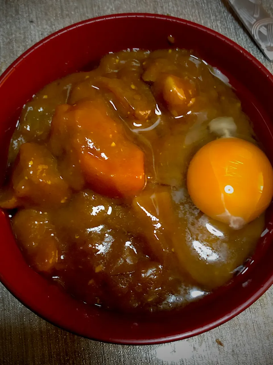 朝カレー\(//∇//)\|ワタベさん