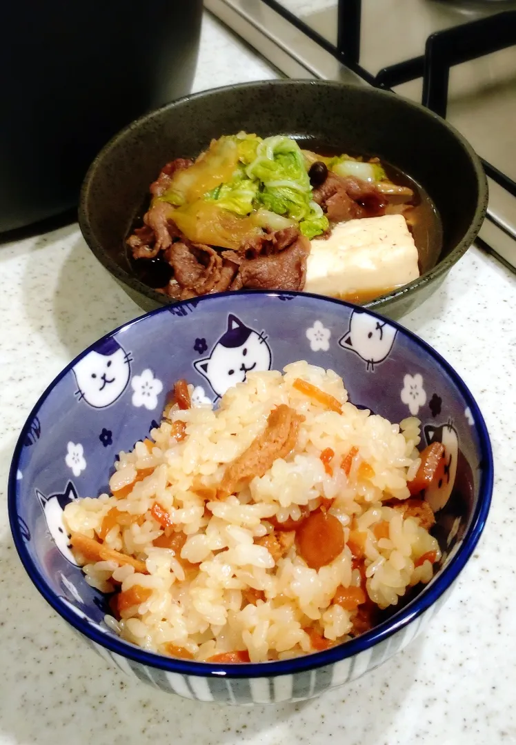 適当すき煮とSUGAKIYA五目ごはん🍚
#グダグダな献立
#いしかわの豆腐❤
#食材消費|GGGさん