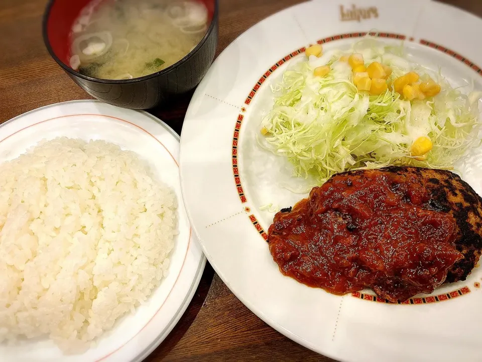 ハンバーグ定食 ¥730|Blue Moon Caféさん