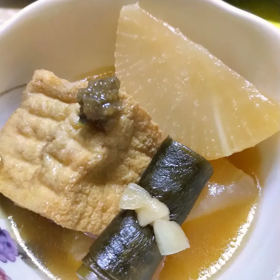 大根と厚揚げの煮物|Takkiさん