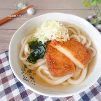 お揚げからお餅がとろ～り❤︎稲荷餅うどん