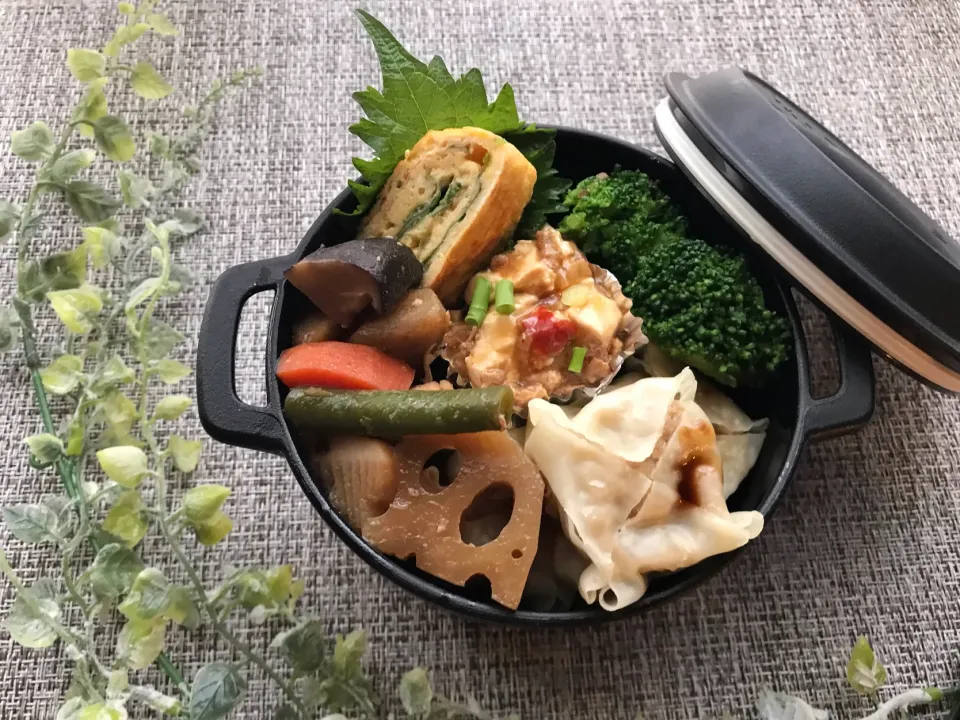 Snapdishの料理写真:今日のお弁当～(誤差なし😆)|まなまな♡さん