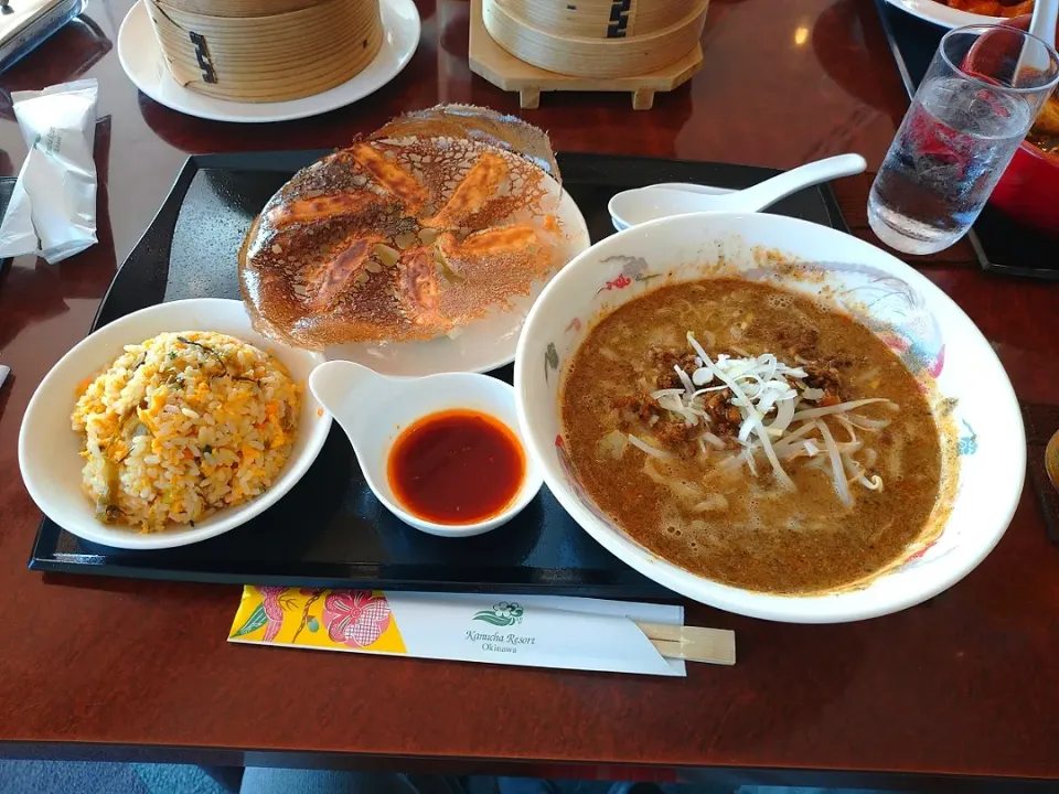 担々麺餃子ランチ|岩﨑 正勝さん