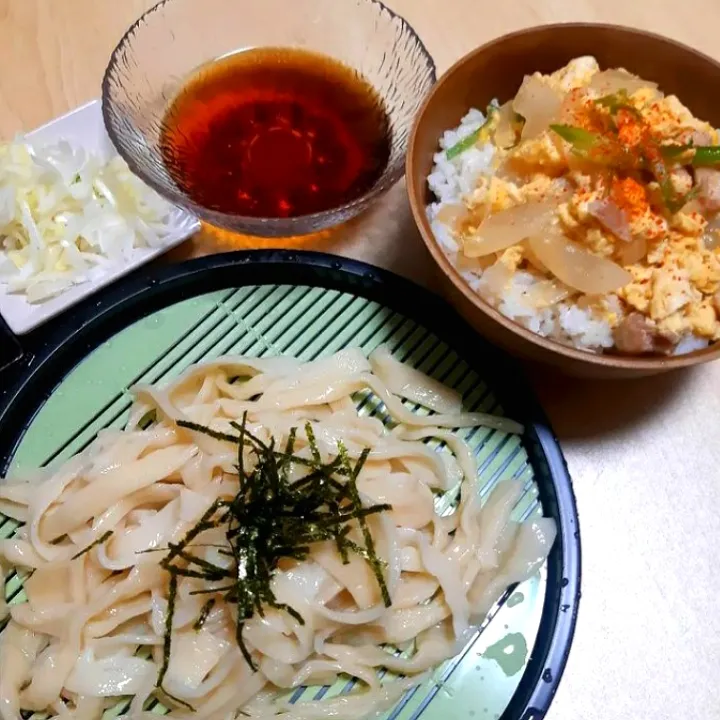 Snapdishの料理写真:自家製手打ちうどん
親子丼|☺にこまるキッチン🍴さん