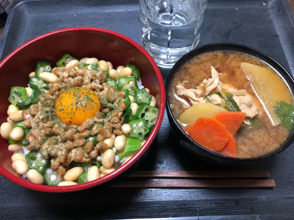 ダブル大豆丼＆具沢山豚汁|まちゃさん