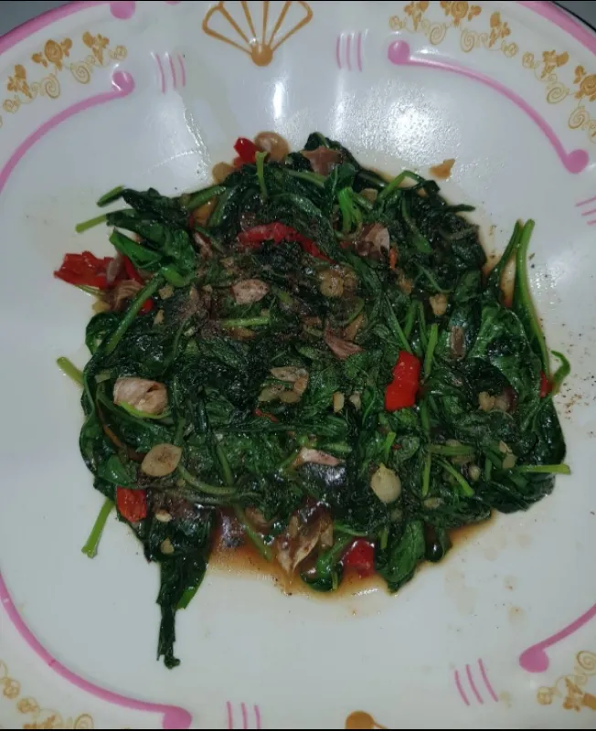 stir fry spinach🥬|patlovestocookさん