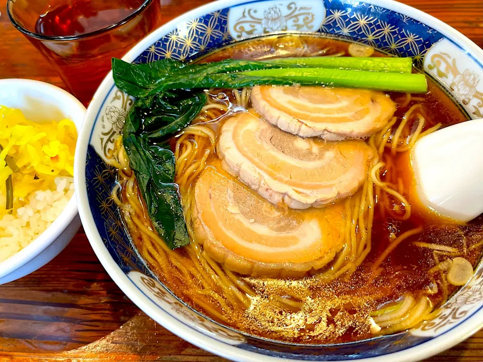 Snapdishの料理写真:だあろうめん　新小岩はしご　900|Noriyuki Saitoさん