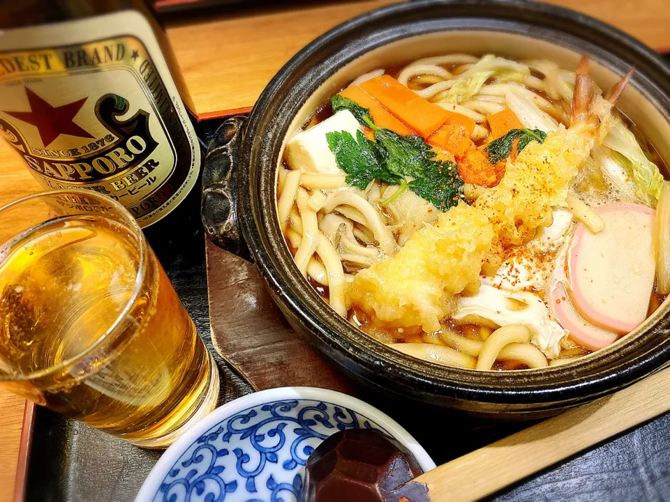 Snapdishの料理写真:海老天鍋焼きうどん（しょうゆ味） ¥1,098|Blue Moon Caféさん