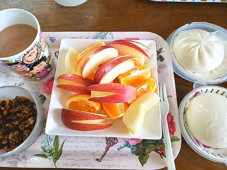 朝食は肉まんあんまん|aiさん