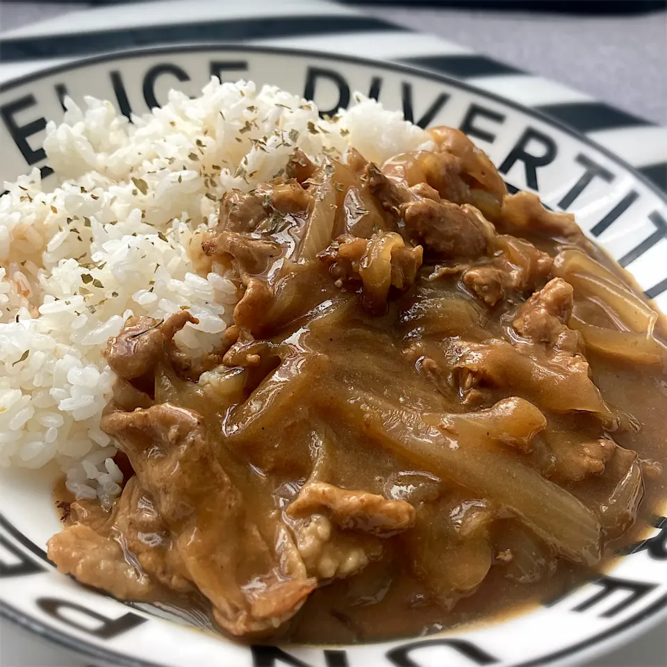 Snapdishの料理写真:カレーライス🍛|ららさん