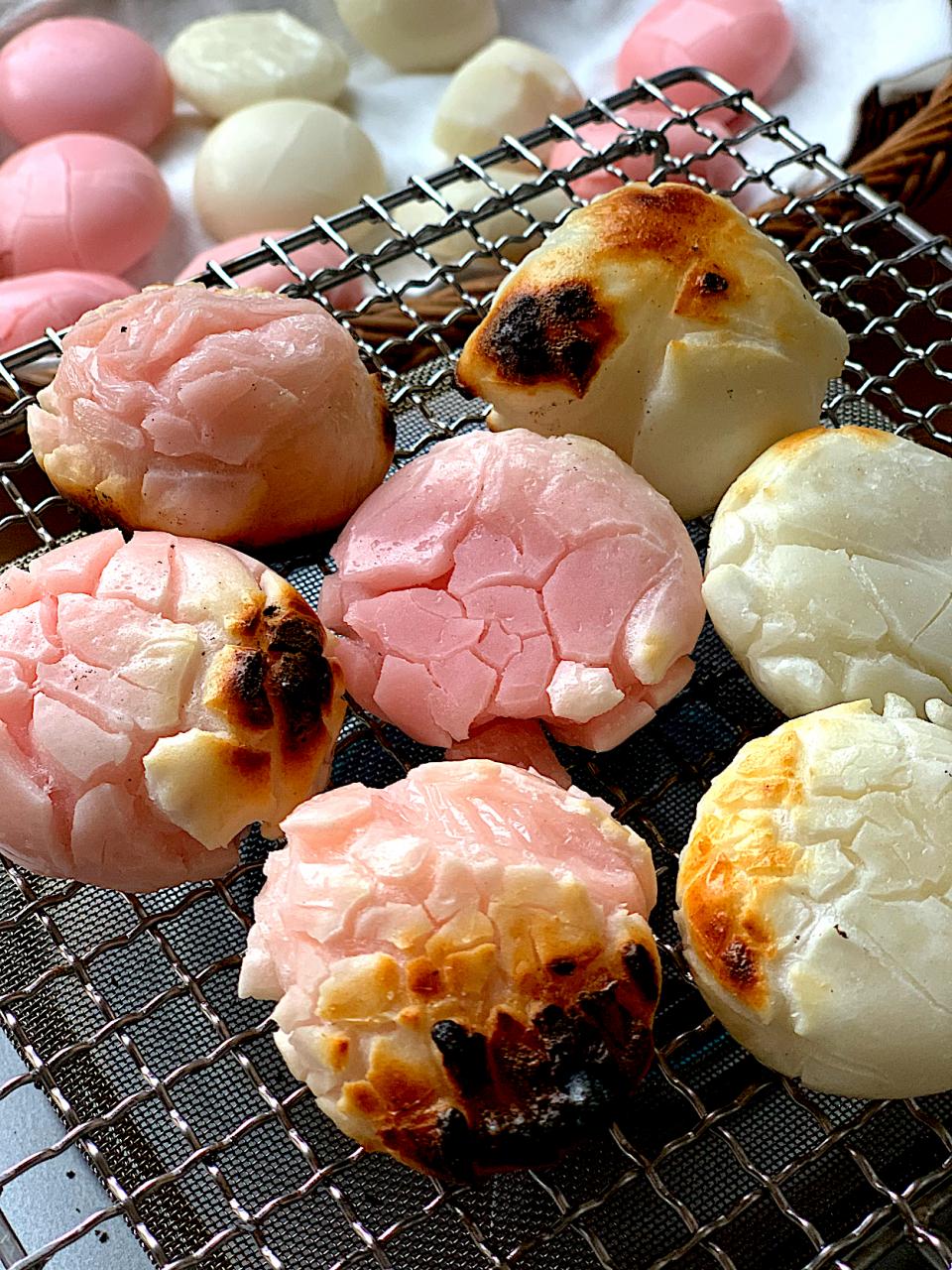 きな粉餅、磯部巻きになります。
