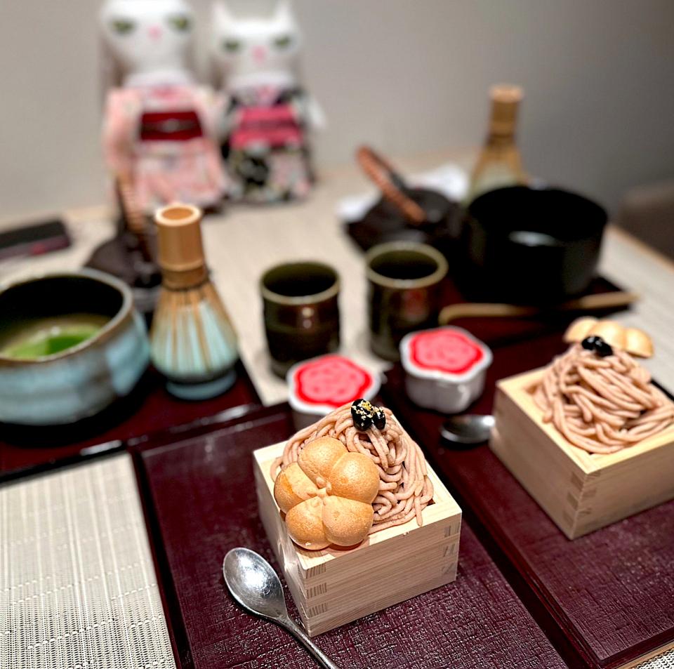 𓏲𓎨し乃の日に『枡盛モンブランとお抹茶』