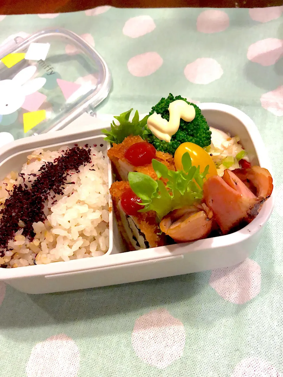 Snapdishの料理写真:2023.1.23  ＊今日のお弁当＊ささみのネギだれ…娘作♡|rinrin*mama*さん