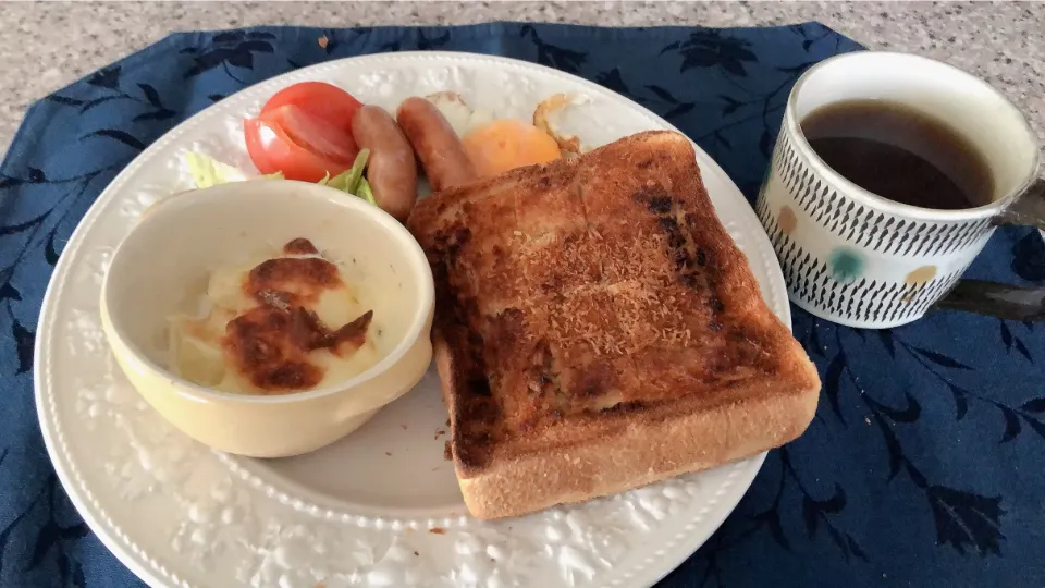 はちみつバタートーストとポテトグラタンのブランチ|kittykittyさん